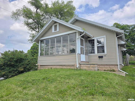 listing main photo