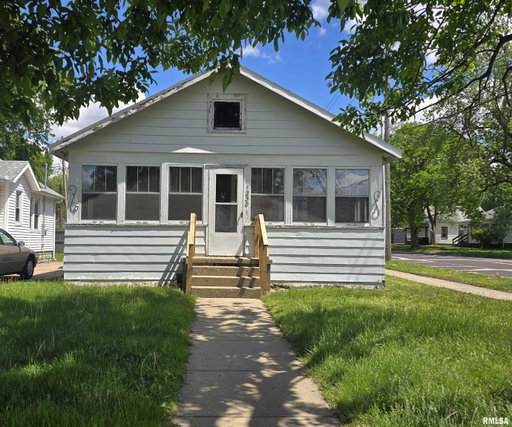 listing main photo