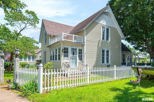 listing main photo