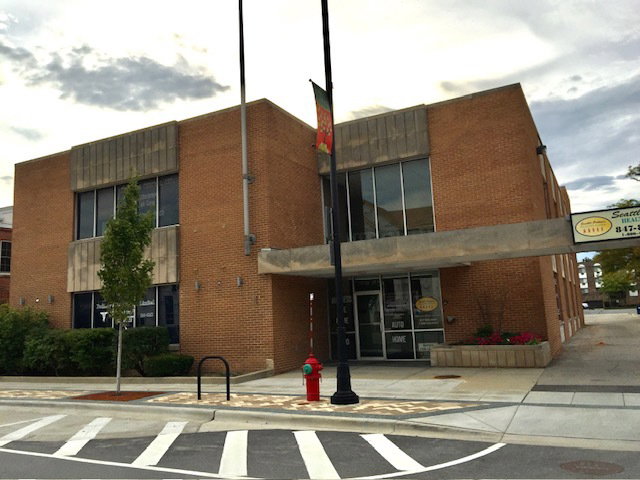 770 Lee St, Des Plaines, IL 60016