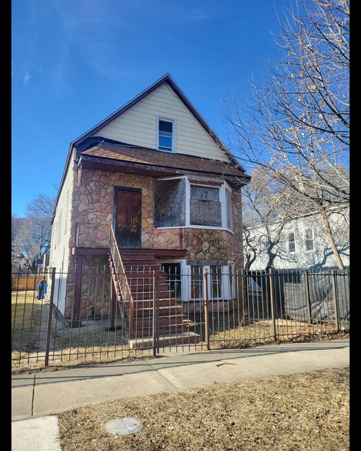 listing main photo