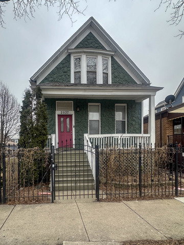 listing main photo