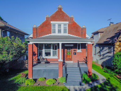listing main photo