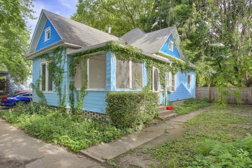 listing main photo