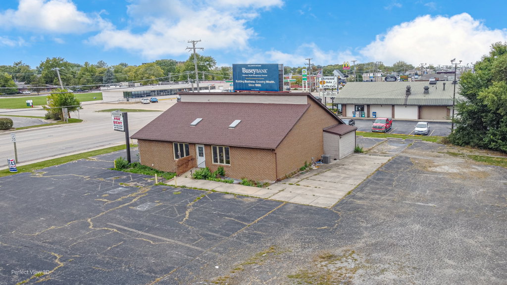 1561 N Division St, Morris, IL 60450