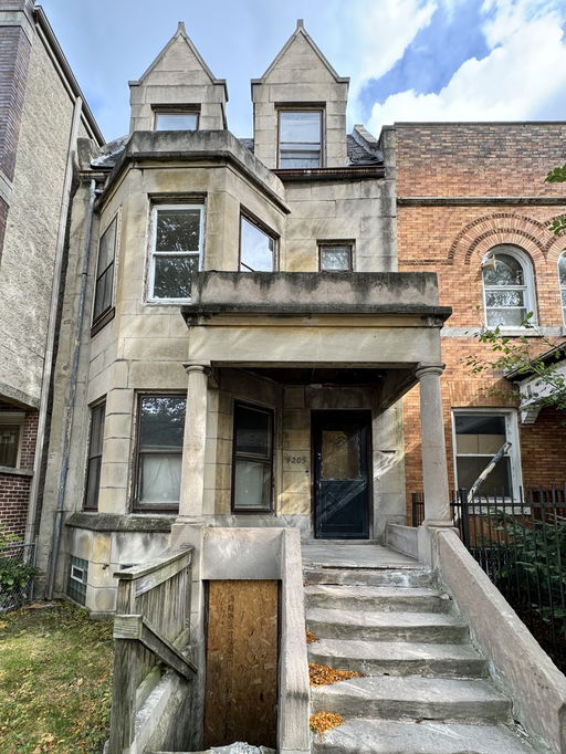 listing main photo