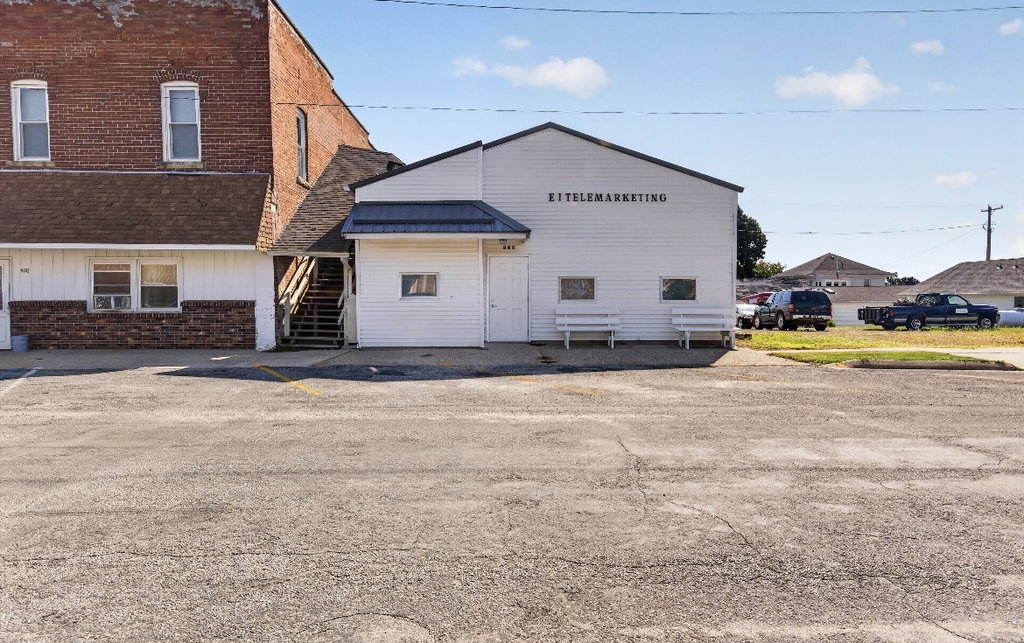406 Main St, Lost Nation, IA 52254