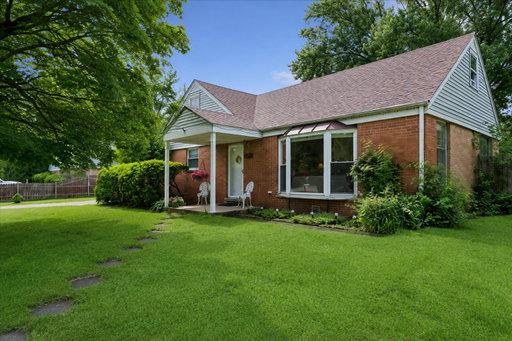 listing main photo