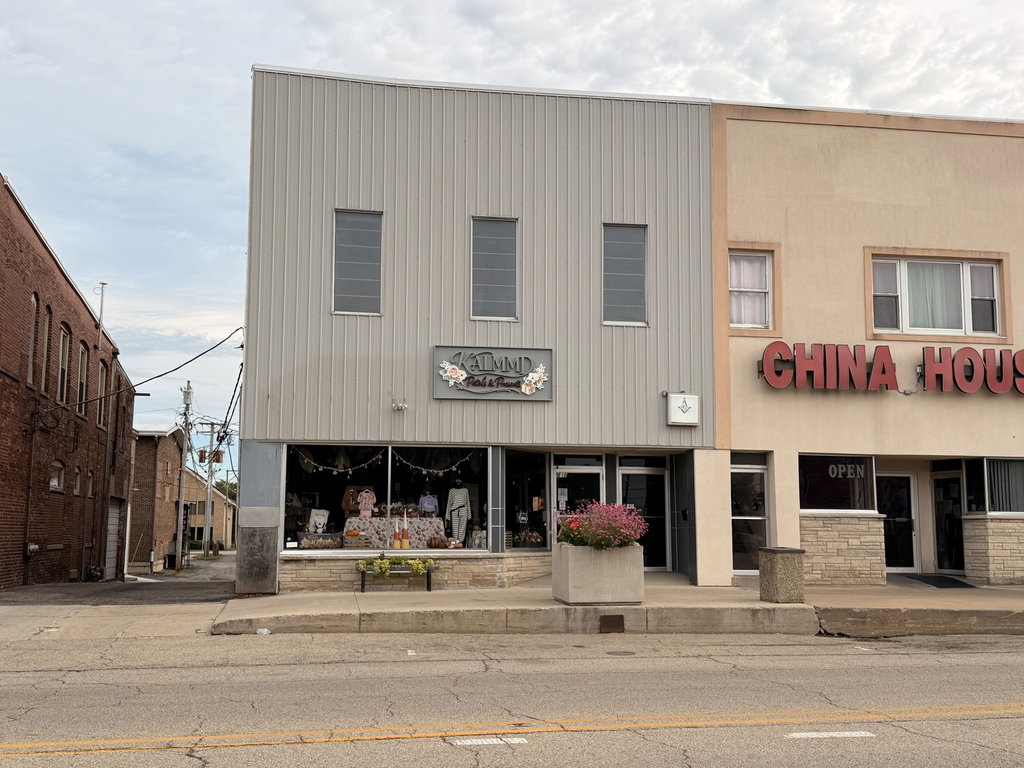 810 Washington St, Mendota, IL 61342