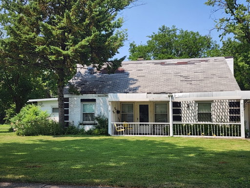 listing main photo