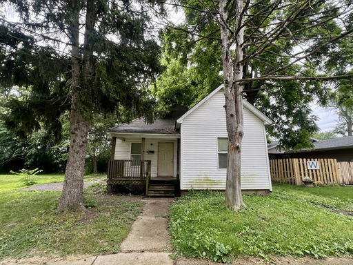 listing main photo