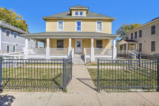 listing main photo