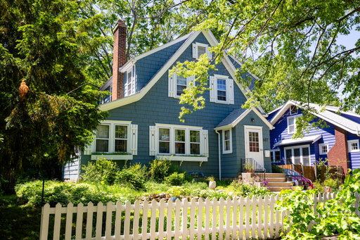 listing main photo