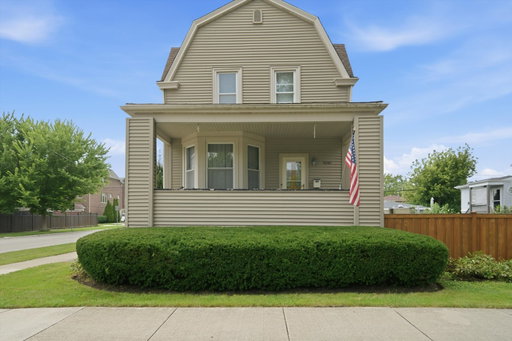 listing main photo