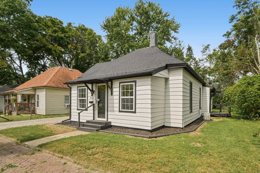 listing main photo