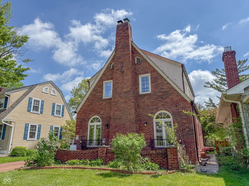 listing main photo