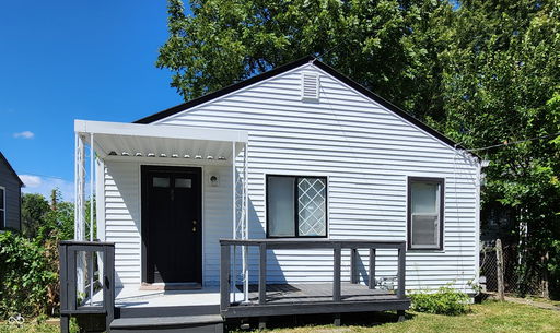listing main photo