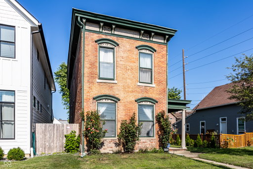 listing main photo