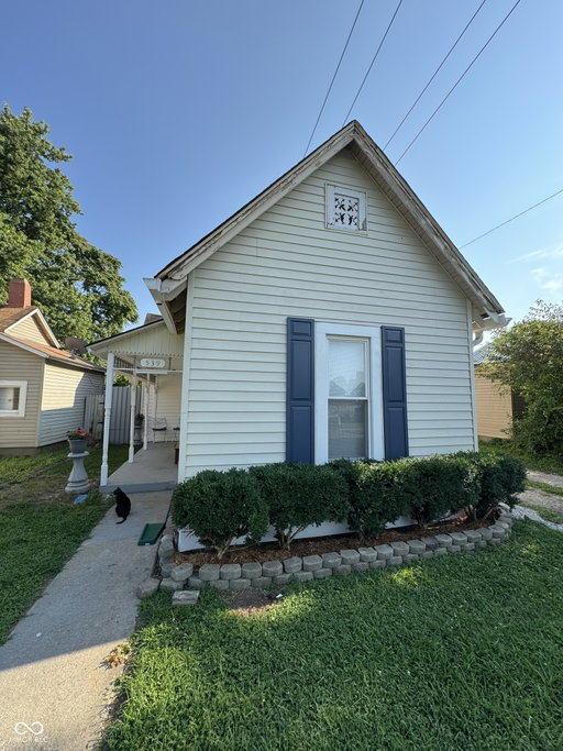 listing main photo