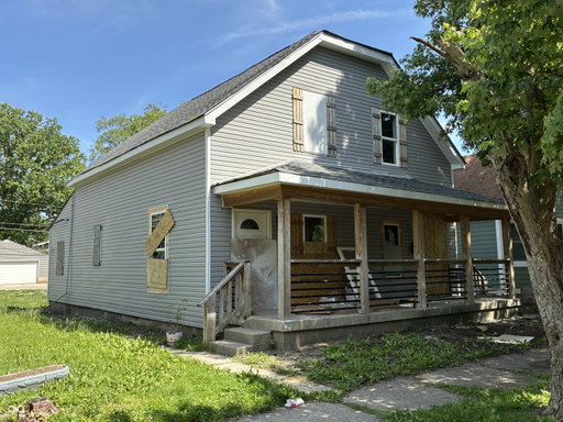 listing main photo