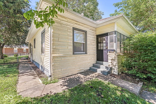 listing main photo