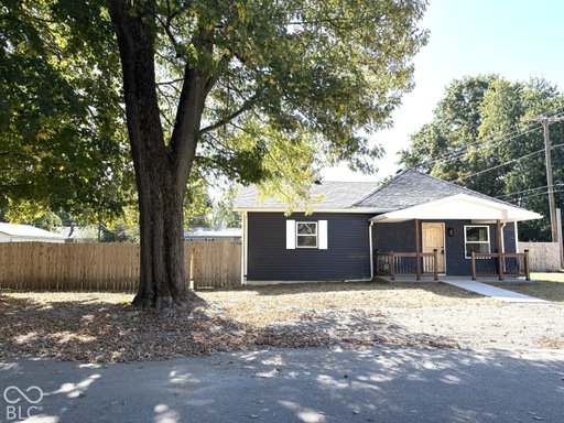 listing main photo