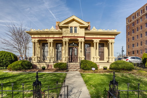 listing main photo