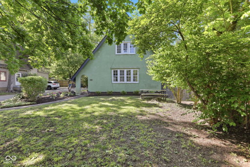 listing main photo