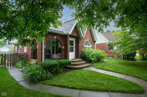 listing main photo