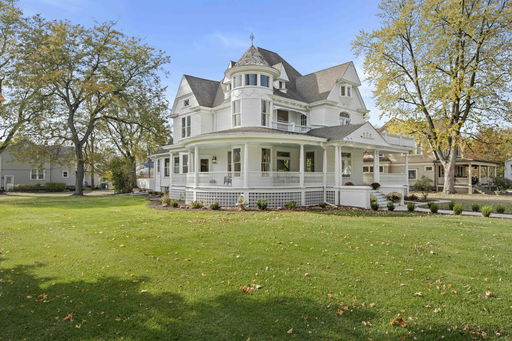 listing main photo