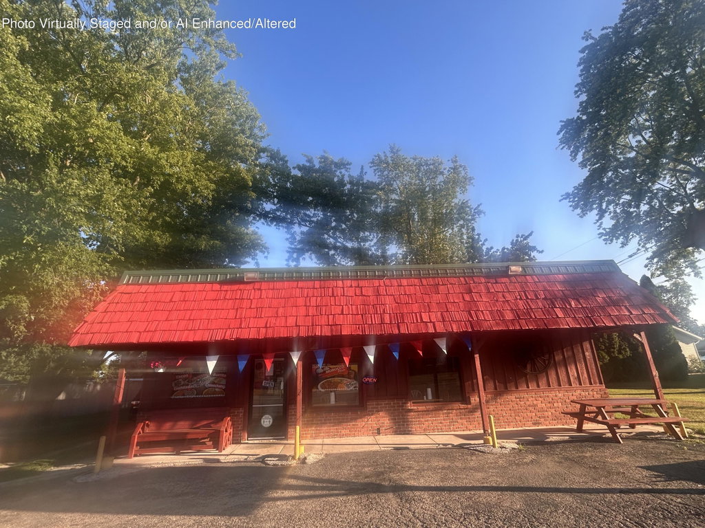 105 W Michigan Ave W, Morocco, IN 47963