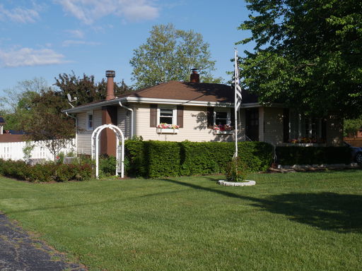 listing main photo