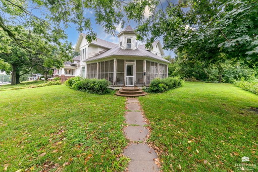 listing main photo