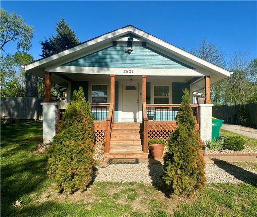 listing main photo