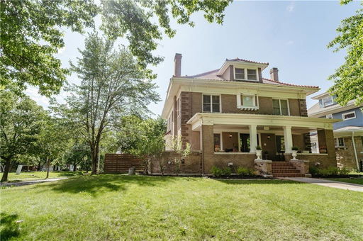 listing main photo