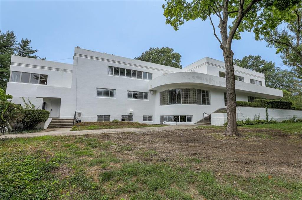 6505 State Line Rd, Kansas City, MO 64113 Home for Sale