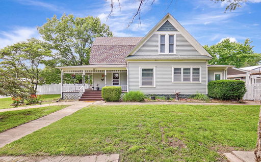 listing main photo