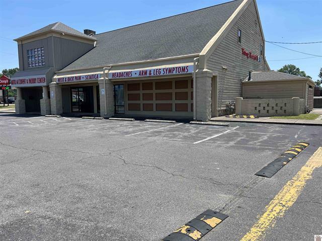 1002 Cuba Rd, Mayfield, KY 42066