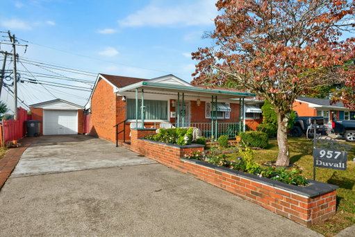 listing main photo