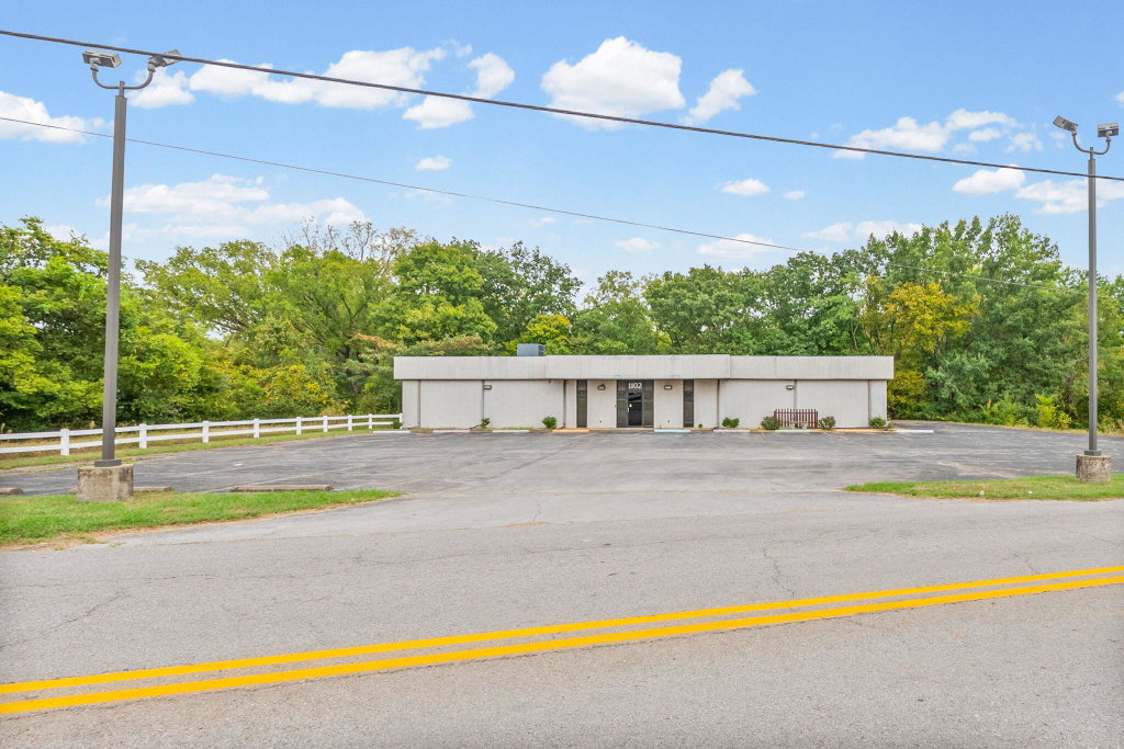 1102 E 21St St, Hopkinsville, KY 42240
