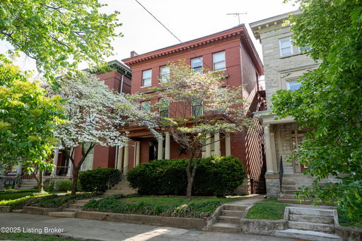 listing main photo
