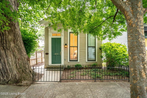 listing main photo