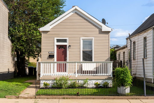 listing main photo