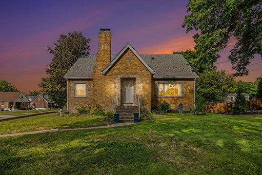 listing main photo