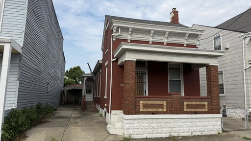 listing main photo