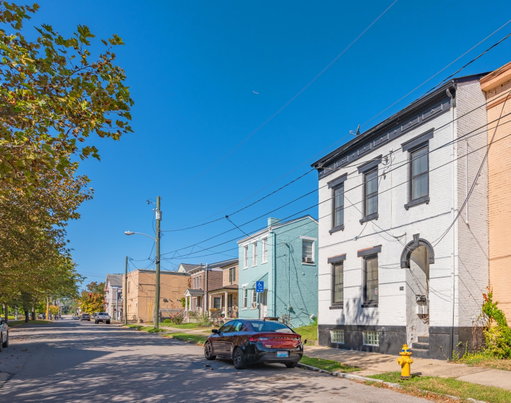 listing main photo