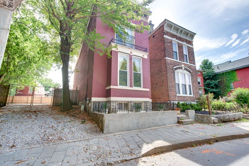 listing main photo