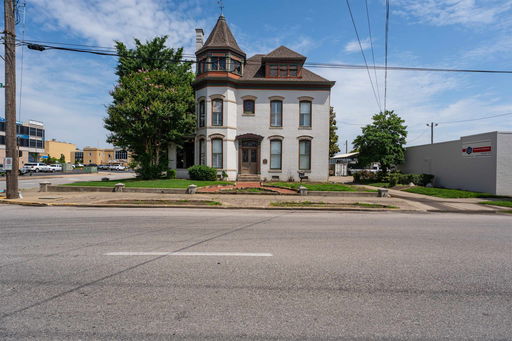 listing main photo