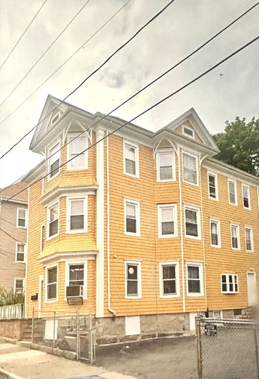 listing main photo