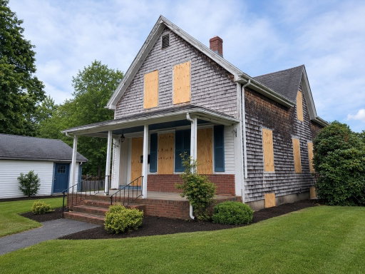 listing main photo
